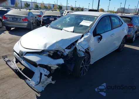 2018 Toyota Corolla Se из США, поврежденный, VIN 5YFBURHE2JP754820